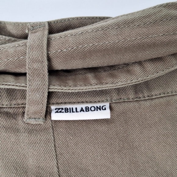 NWT Billabong Women Size 25 100% Cotton Brown Belted Cuffed Shorts Pockets - Picture 6 of 14